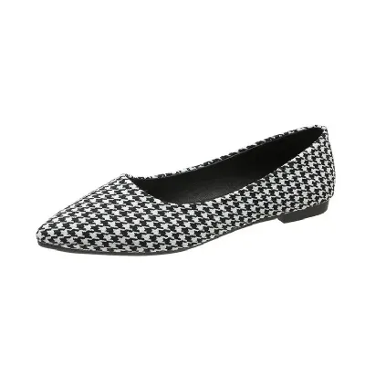 HOUNDSTOOTH FLAT BOTTOM TOE SHOES 